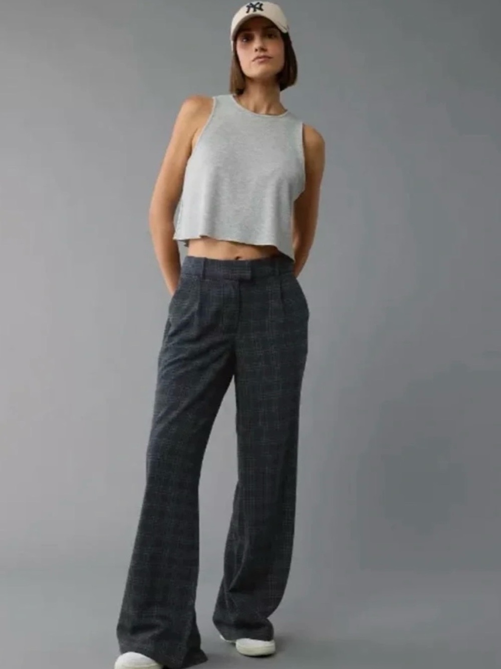 Wide-Leg Plaid Women's Trousers - Cool Gray